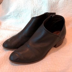 Lucky Brand black booties size 11